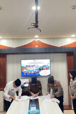 Perkuat Sektor Wisata, Polda Sumbar dan Pemerintah Provinsi Teken MoU Pengamanan Destinasi
