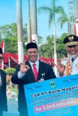 Bank Nagari Serahkan Kontribusi Rp341,89 Miliar untuk Pembangunan Sumbar di HUT ke-81 RI
